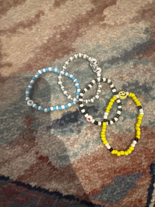 Pulseras de arcilla polimérica y abalorios