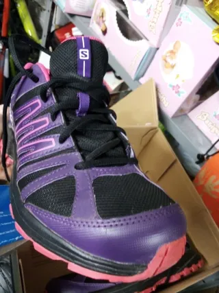 Zapatillas de montaña Salomon Gore-Tex Morado/Rosa