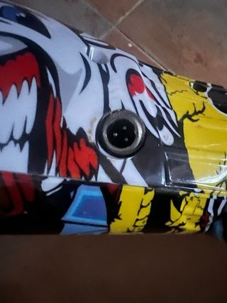 Hoverboard con diseño graffiti SIN cargador