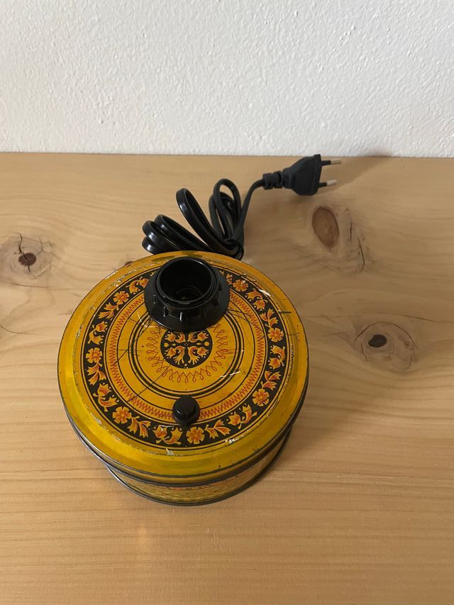 Lampada scatola latta vintage