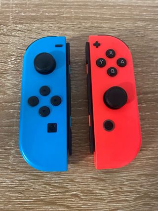 Mando Nintendo Joy-Con Azul y Rojo