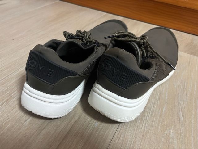 Zapatillas deportivas XDYE militar talla 45 nuevas