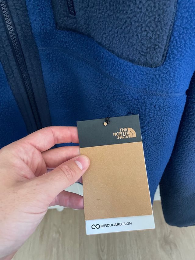 The North Face Forro Polar Azul y Negro