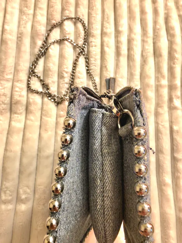 Bolso Zara Vaquero con Cadena y Tachuelas