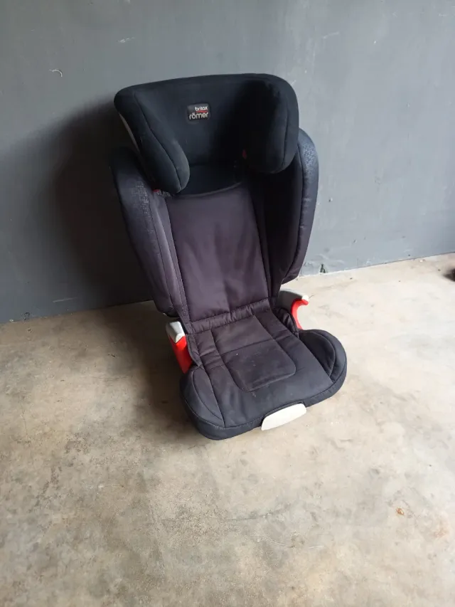 Silla Alzador Britax Römer Negra
