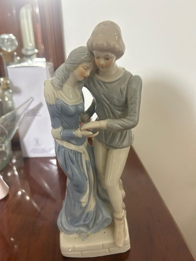 Lladro Romeo y Julieta