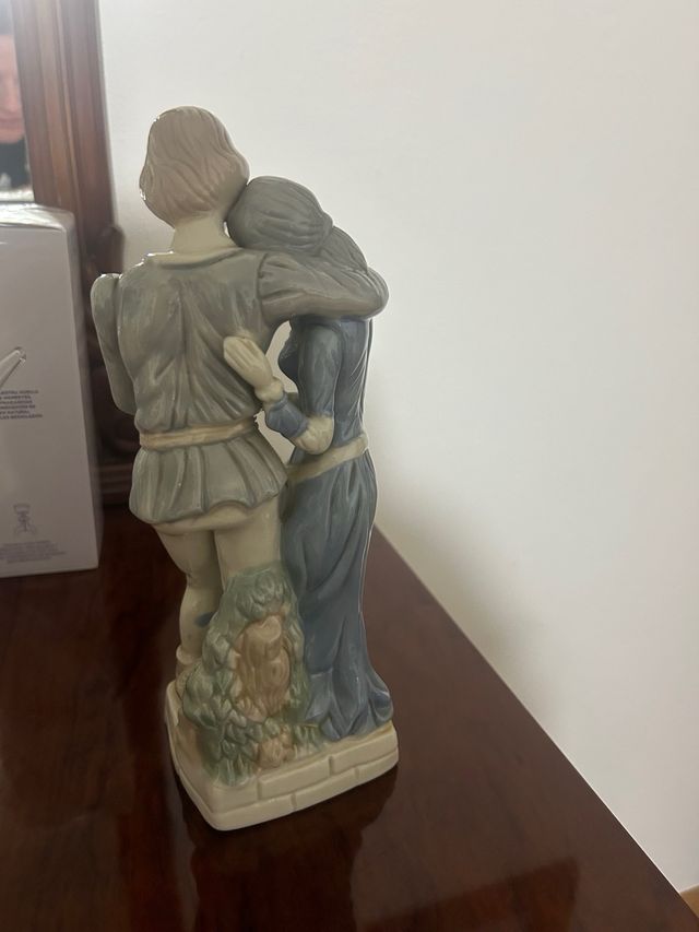 Lladro Romeo y Julieta