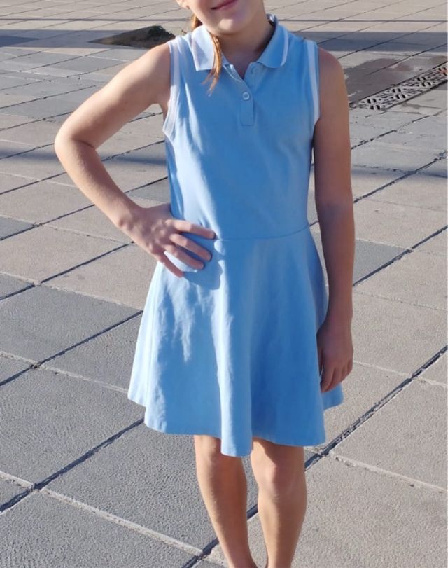Vestido azul sin mangas
