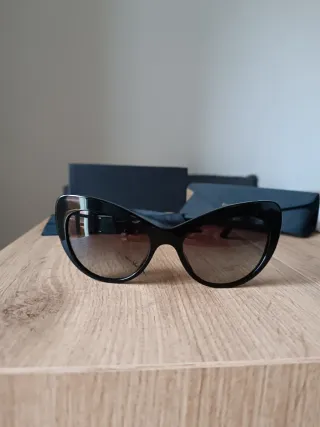 Occhiali da sole Dolce&Gabbana neri e marroni