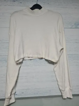 Jersey Bershka Blanco Talla M