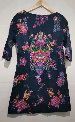 Vestido mini estampado floral estilo 70