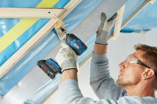 Set Bosch Taladro y Atornillador 18V