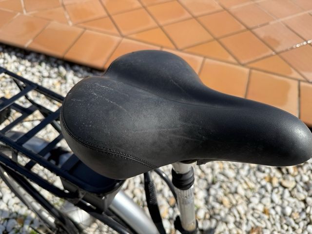 Bicicleta Eléctrica BTWIN 700