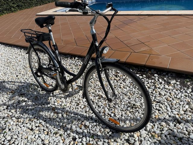 Bicicleta Eléctrica BTWIN 700