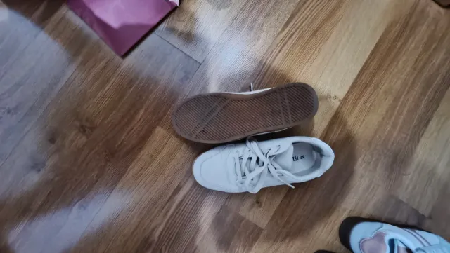 Zapatillas deportivas beige talla 37