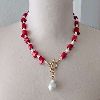 Collar Coral Rojo y Perlas Naturales con colgante