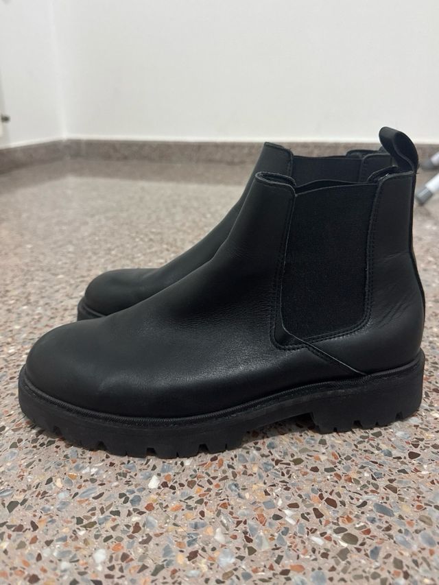 Botas Chelsea Negras Mango Talla 40