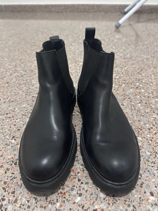 Botas Chelsea Negras Mango Talla 40