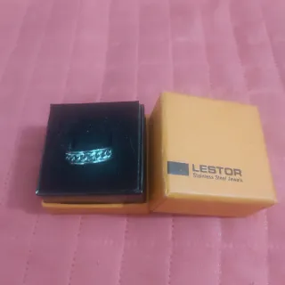 Anillo LESOTR Plata Acero Inoxidable
Talla Aprox
