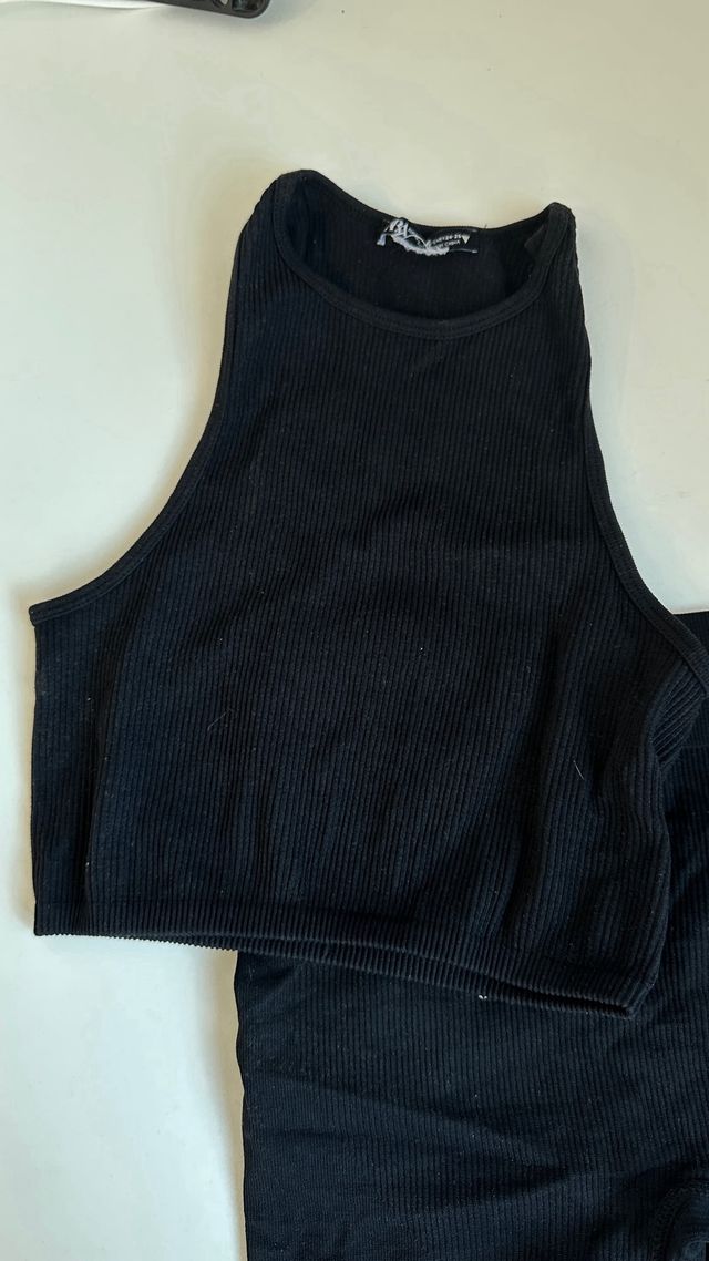 Conjunto deportivo canalé negro