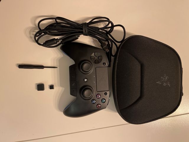 Mando Razer Raiju para PC y PS4