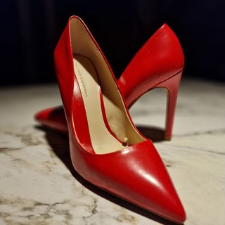 Stilettos Rojos Elegantes