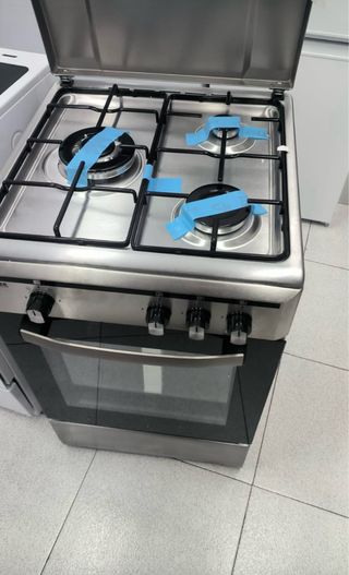 Horno de gas con 4 quemadores