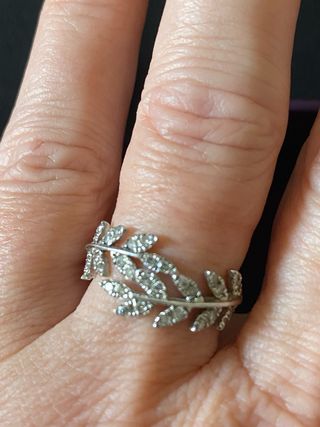 Anillo Aristocrasy Hojas diamantes 