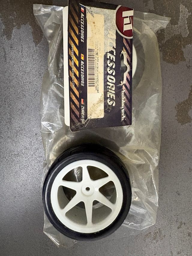 Neumáticos RC 1/10 Hobbytech