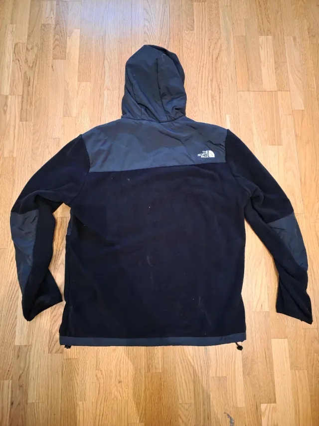 The North Face Denali Fleece Negra y Gris