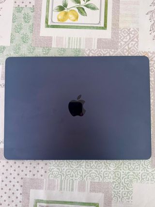 MacBook casi nuevo