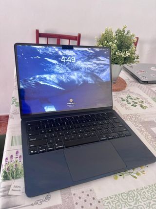 MacBook casi nuevo