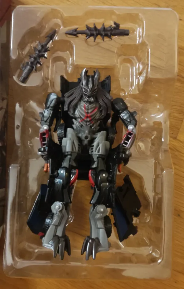 Transformers DECEPTICON BERSERKER