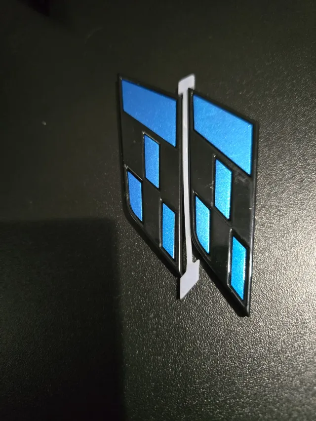 Insignia Banderas Cupra Azul