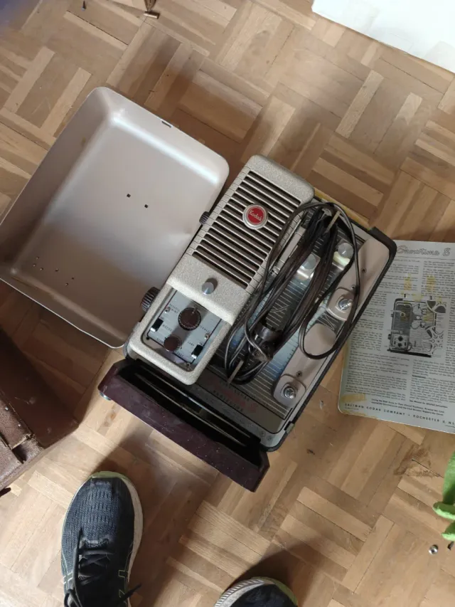 Proyector Cine 8mm Kodak Antiguo