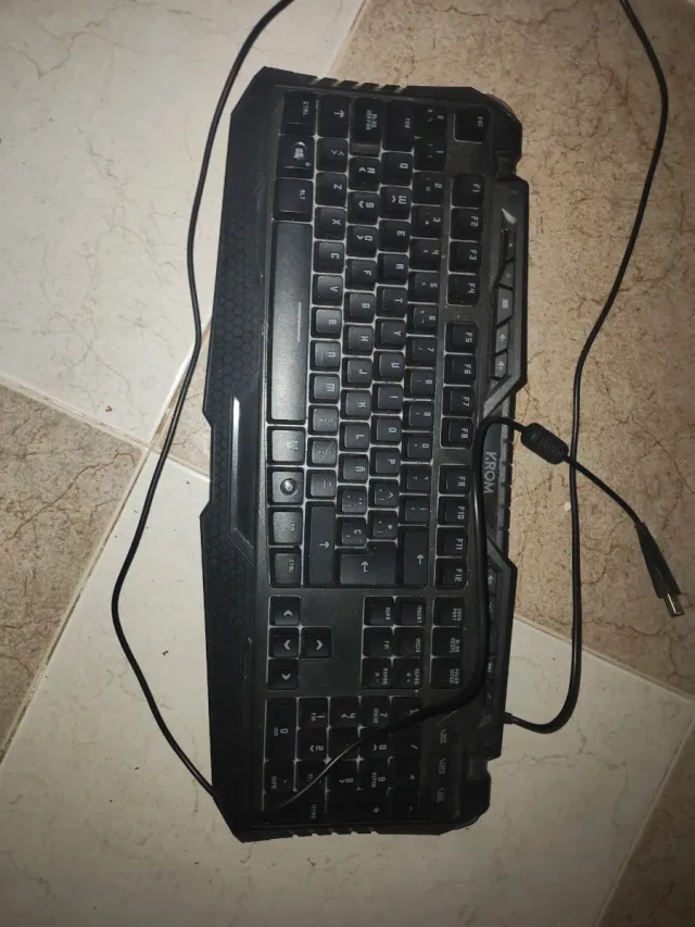 Teclado KROM USB Negro