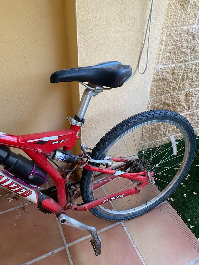 Bicicleta Rockhopper FSR XC