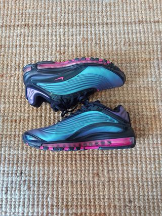 Nike Air Max Deluxe Throwback Future