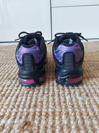 Nike Air Max Deluxe Throwback Future