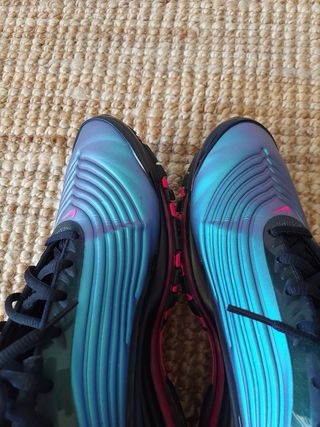 Nike Air Max Deluxe Throwback Future