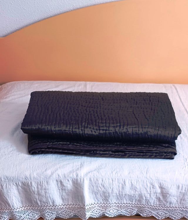 Colcha Satinada Marrón Cama 150/180