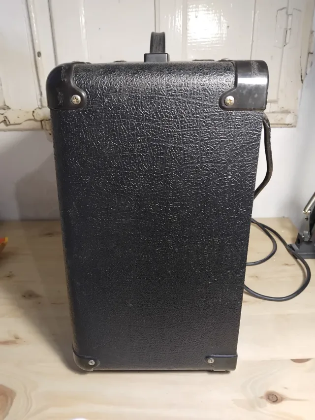 Amplificador Marshall MG15DFX Negro/Dorado