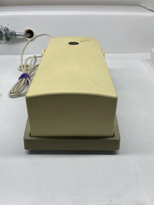 Lampada UV per resina e composito.