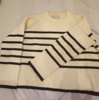 Jersey Bershka rayas beige y negro Talla M