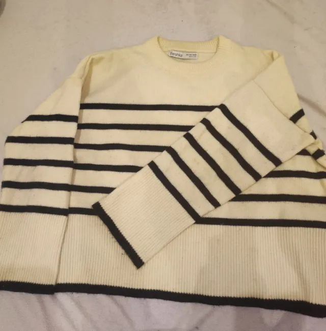 Jersey Bershka rayas beige y negro Talla M