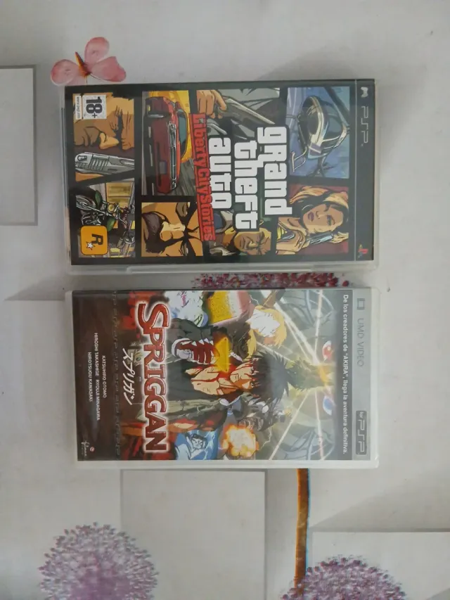 Lote 2 Videojuegos PSP: GTA, video Spriggan