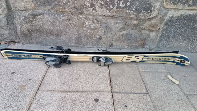 ESQUÍS NIÑO 130 DYNASTAR