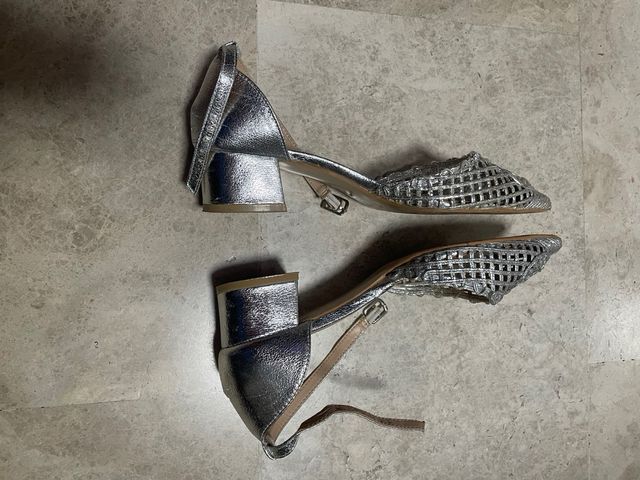 Zapatos fiesta plateados talla 38