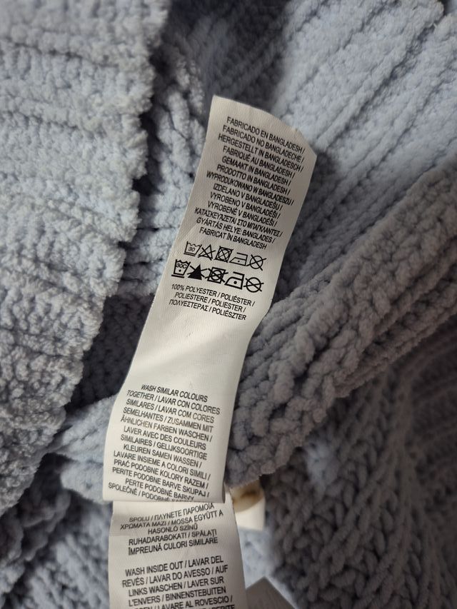 Cárdigan de punto grueso azul