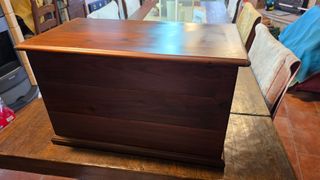 Cassapanca in legno massello